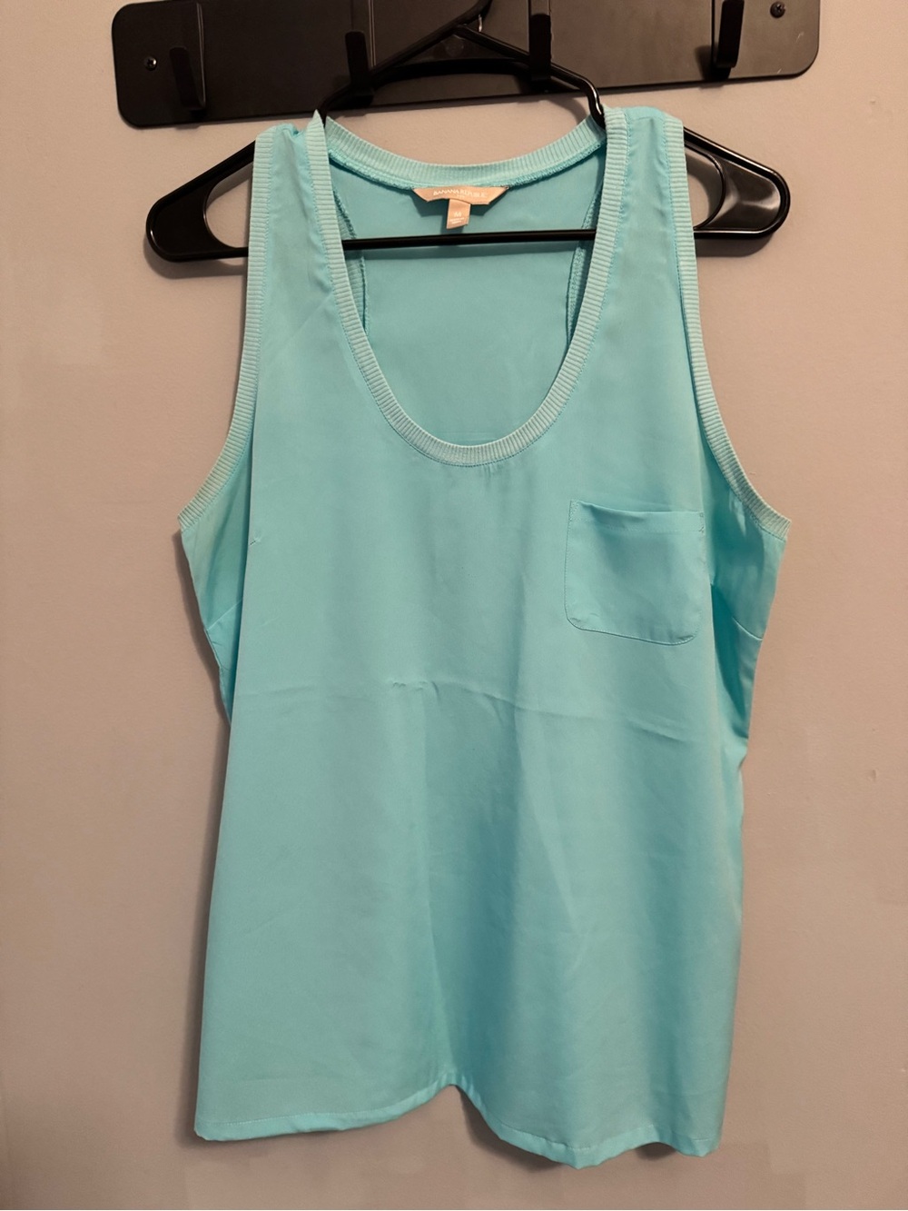 Banana Republic Aqua Scoop Neck Tank with Chest Pocket